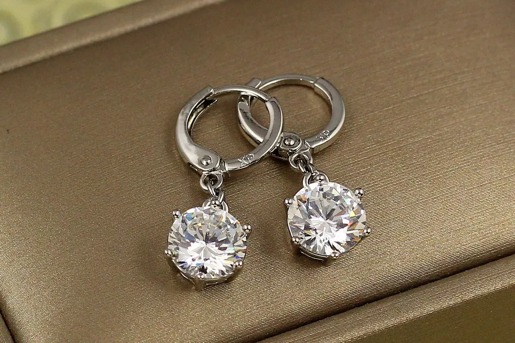 Сережки підвіски Xuping Jewelry камінчик на ланцюжку на шість кріплень 2.6 см 8 мм сріблясті