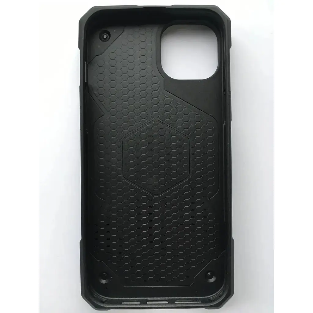 Оригинальный противоударный чехол UAG Monarch Pro MagSafe для iPhone 14 Plus/15 Plus Black 114029114040 - фото 3
