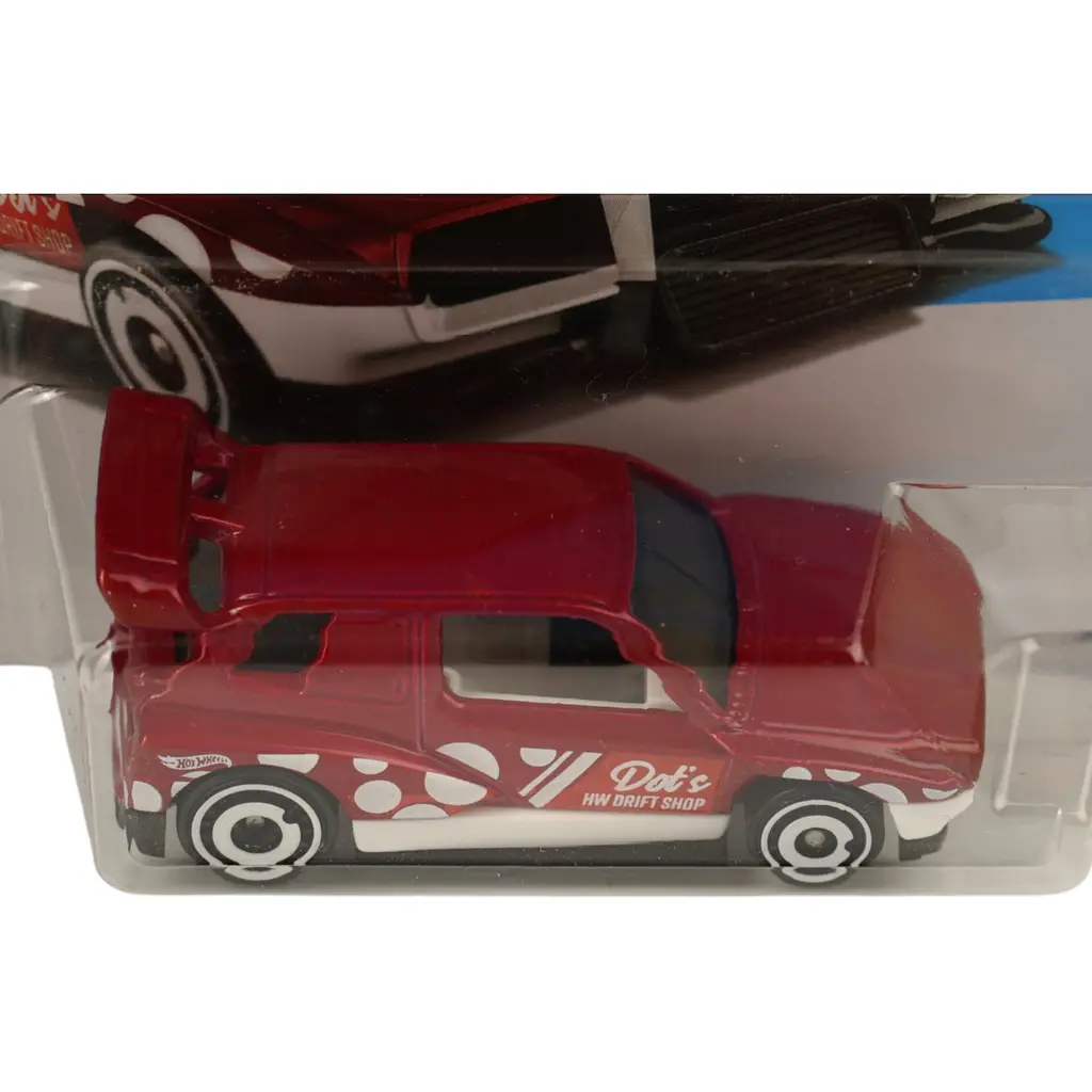 Базова машинка Hot Wheels HW Euro Drift Box червона (5785) JJH40-N521 - фото 2