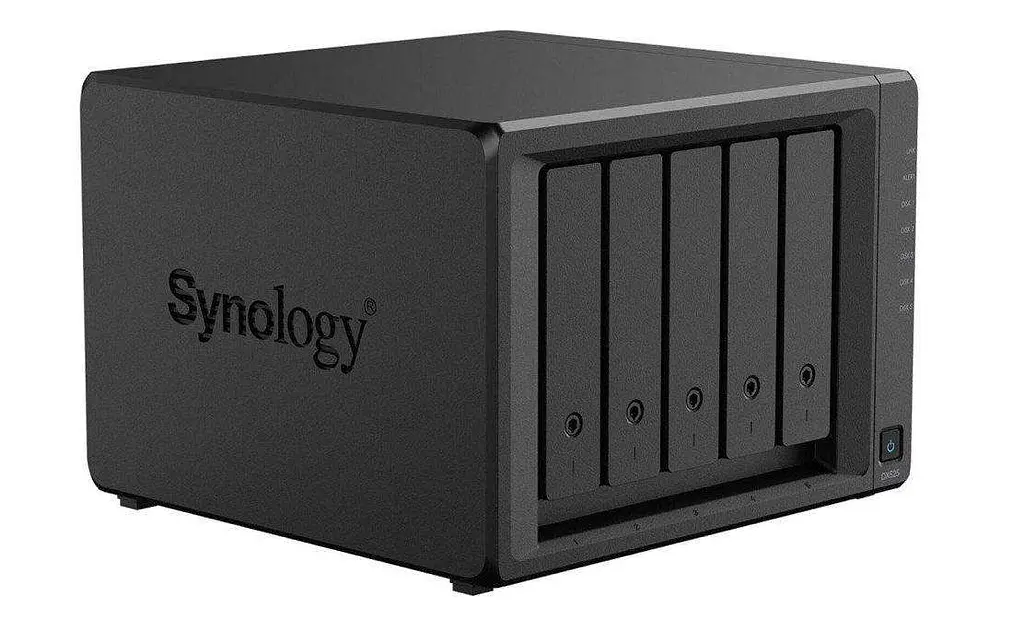 Сетевое хранилище Synology DiskStation DX525 - фото 3