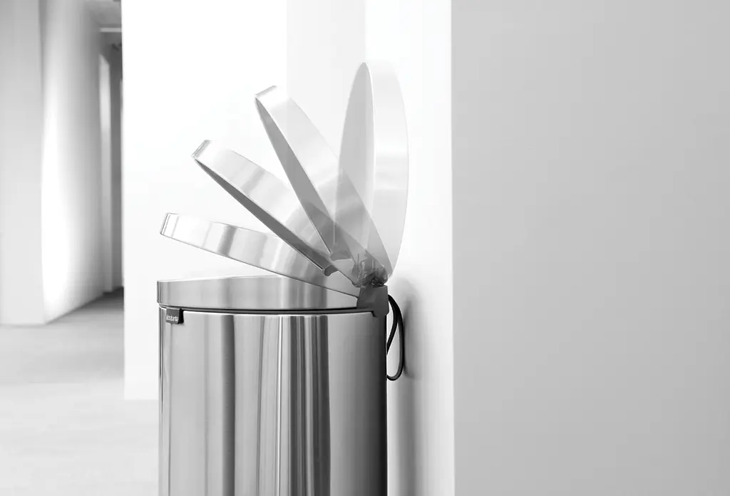 Бак для мусора Brabantia Pedal Bin FlatBack, матовый стальной, 40 л (482021) - фото 7