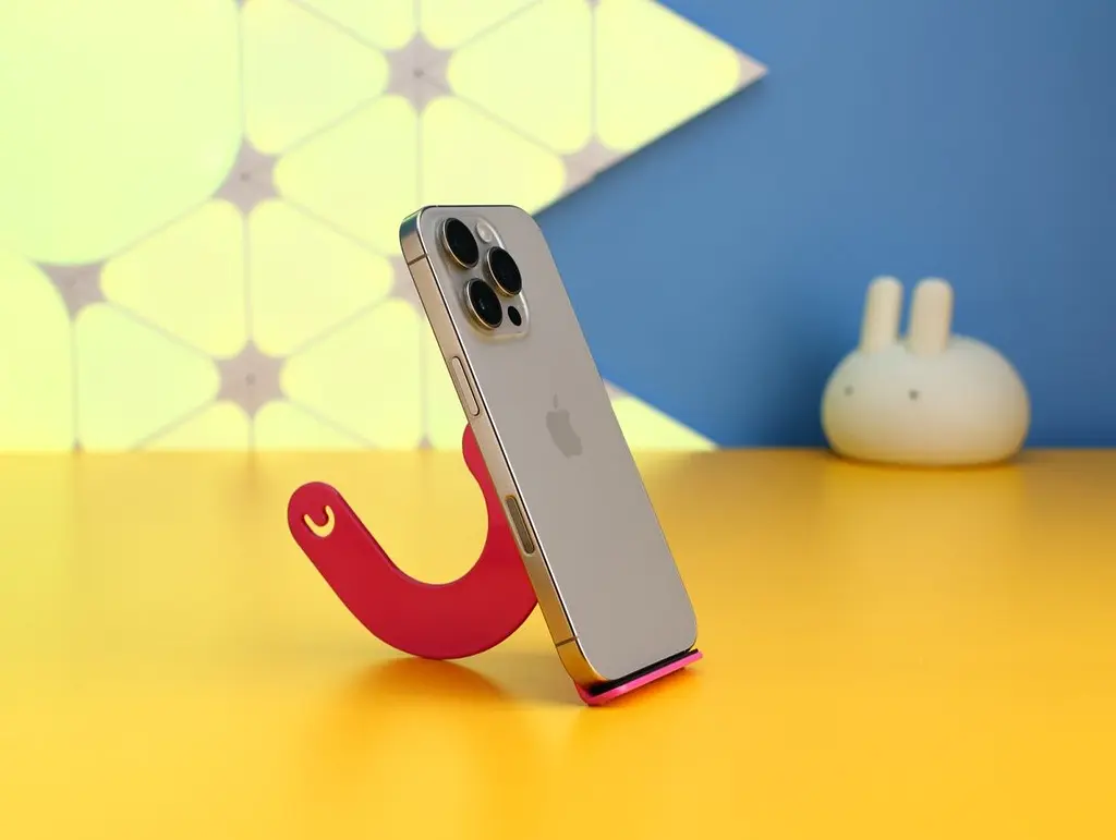 Смартфон Apple iPhone 16 Pro 256 ГБ натуральний титан (MYNL3) б/в [176141] - фото 6