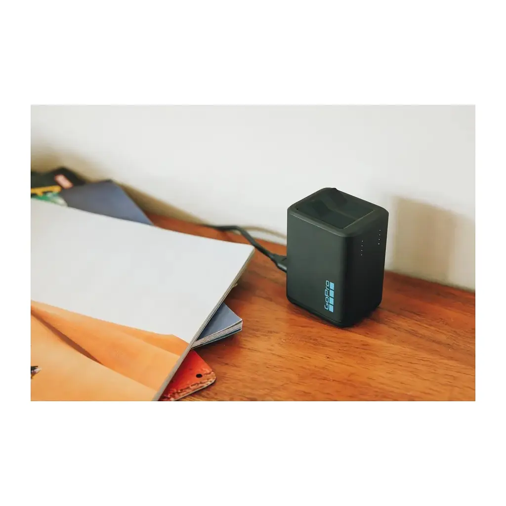 Аксесуар до екшн-камер GoPro подвійний зарядний пристрій Dual Battery Charger (HERO13 Black) (AEDBD-201-EU) - фото 3