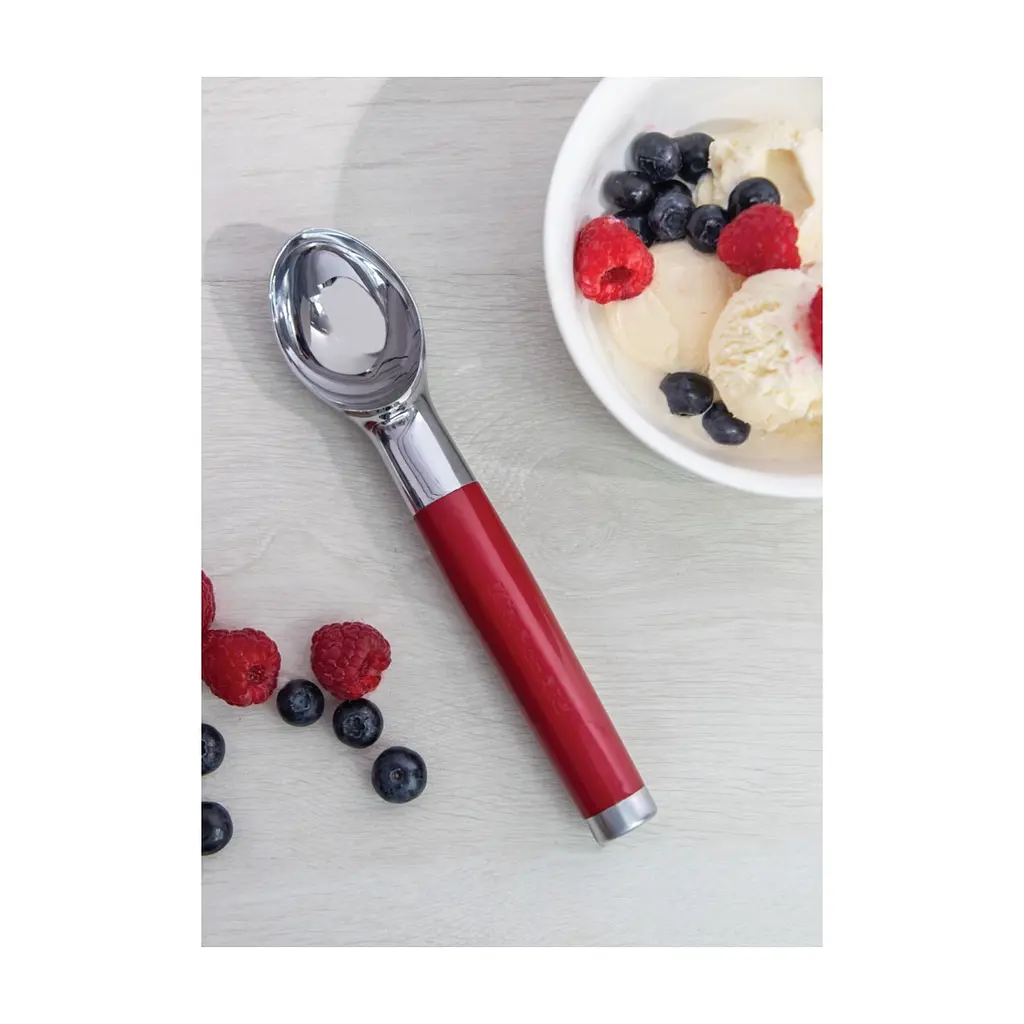 Ложка для морозива KitchenAid Coreline, 21,6 см, червона (KAG117OHERE) - фото 4