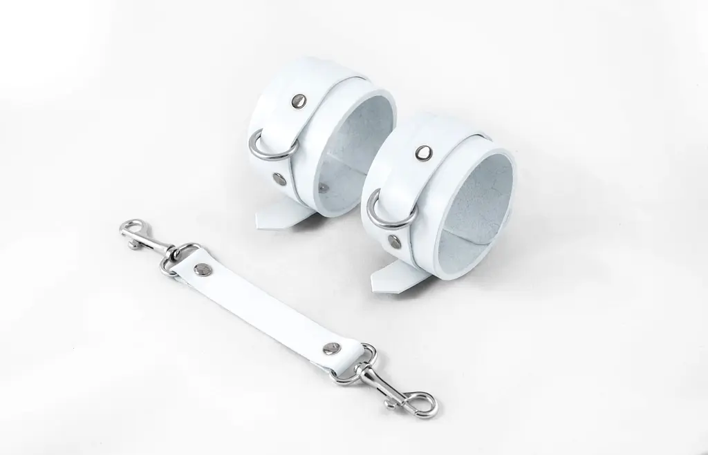 Наручники Feral Feelings Hand Restraints White, натуральна шкіра