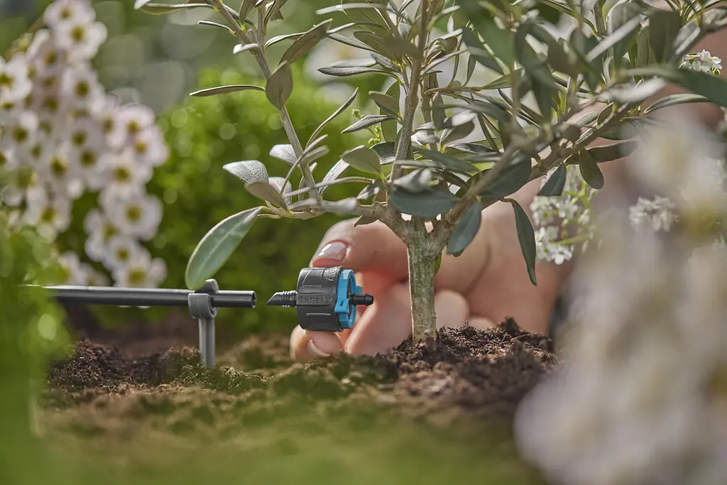 Крапельниця Gardena Micro-Drip-System кінцева вирівнююча тиск 1-8 л/год, 5 шт (13304-20) - фото 2