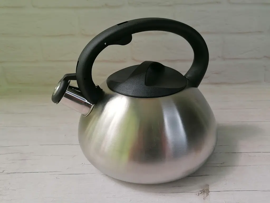 Чайник Zauberg з нержавійки та свистком чорна ручка 3 л ZB-007 001 - фото 2