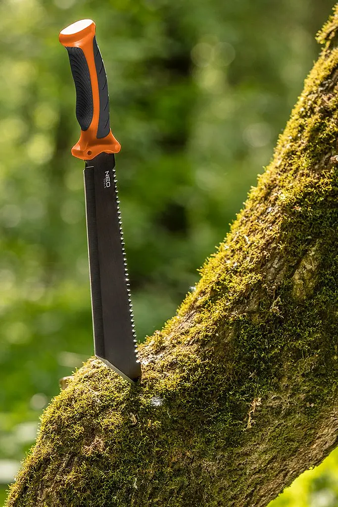 Neo Tools 63-117 Мачете Full Tang, 40см, лезо 25.5см, 3Cr13, ручка ABS+TPR, пила на обусі, нейлоновий чохол - фото 4