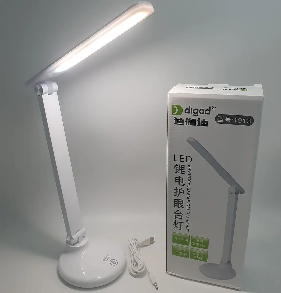 Настільна LED-лампа 40 см сенсорна світлодіодна 2,5 W акумуляторна (знімний 18650 3000 mAh) 3000–6000 K Digad 1913 - фото 4