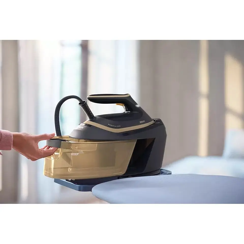 Утюг-парогенератор Philips PerfectCare 6000 Series 2400 Вт сине-золотой (PSG6066/20) - фото 16
