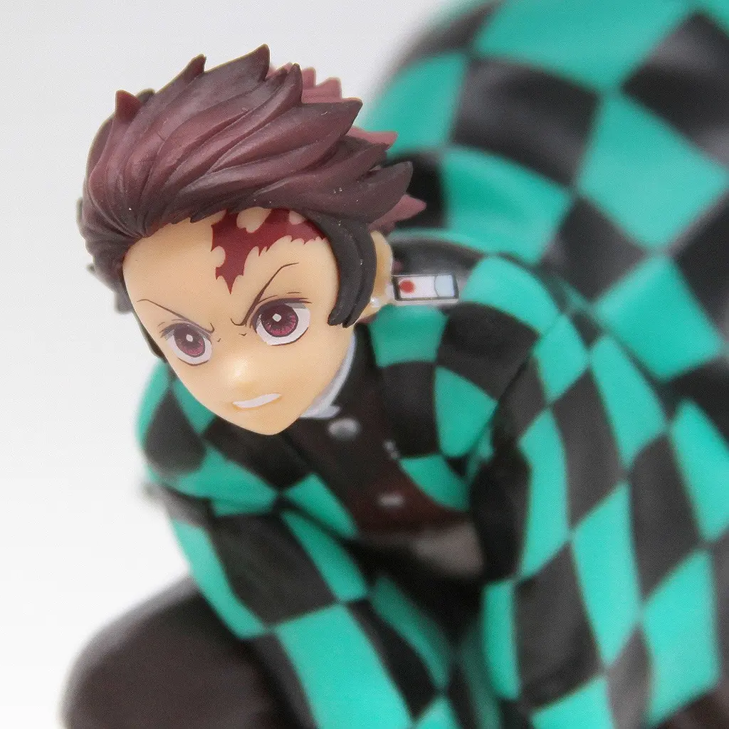 Фігурка Bandai Клинок, що розсікає демонів Тандзіро Камадо Demon Slayer Kamado Tanjiro 18 см WST DS TK 1124 - фото 5