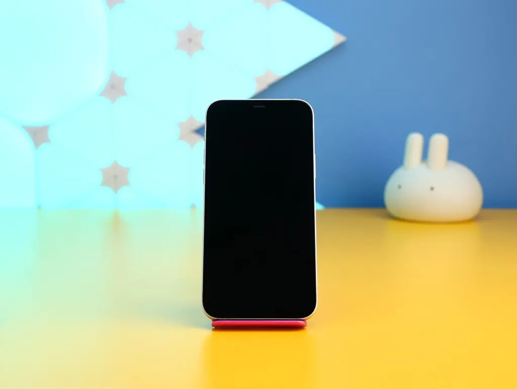 Смартфон Apple iPhone 12 128GB White (MGJC3) Б/У [155847] - фото 4