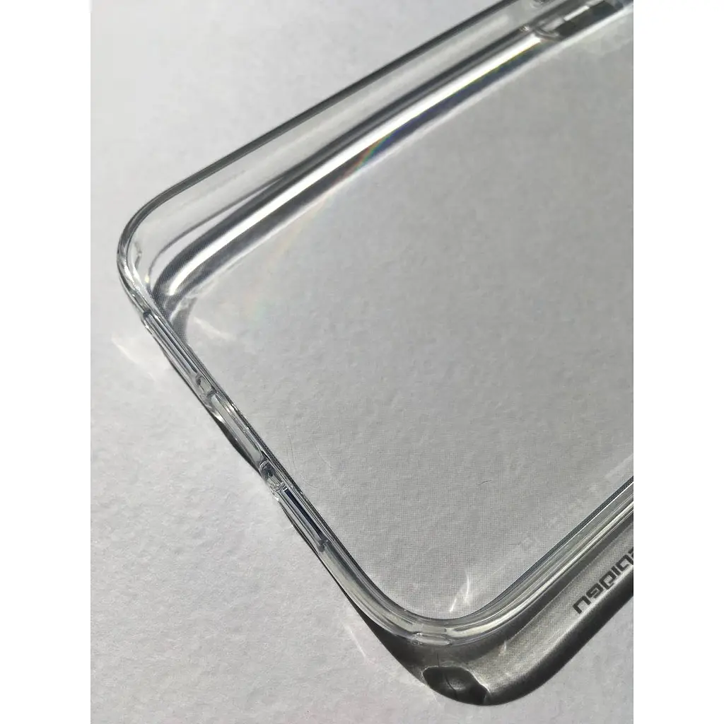 Оригінальний прозорий чохол Spigen Liquid Crystal для iPhone 14 Plus/15 Plus (6.7") Crystal Clear ACS06456 - фото 10