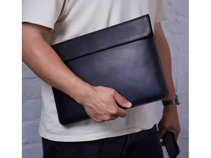 Чохол для ноутбука InCarne Klouz MacBook Pro 16 2019-2025 (вінтажний) чорний (klouz-black-vintage-pro-16) - фото 6