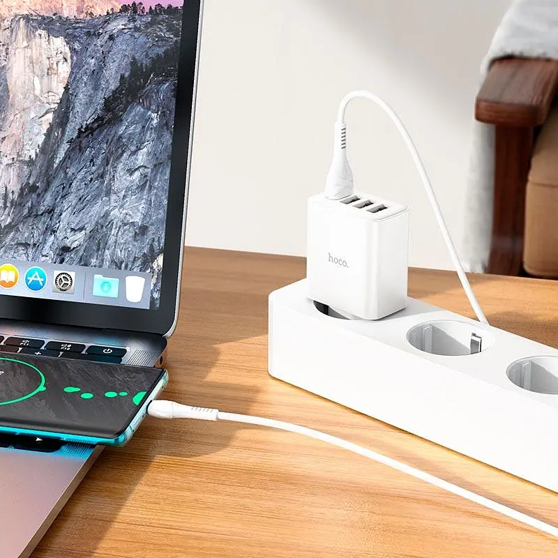 Адаптер мережевий HOCO Fuerza four-port charger C102A 4USB 28.5W блок білий - фото 7