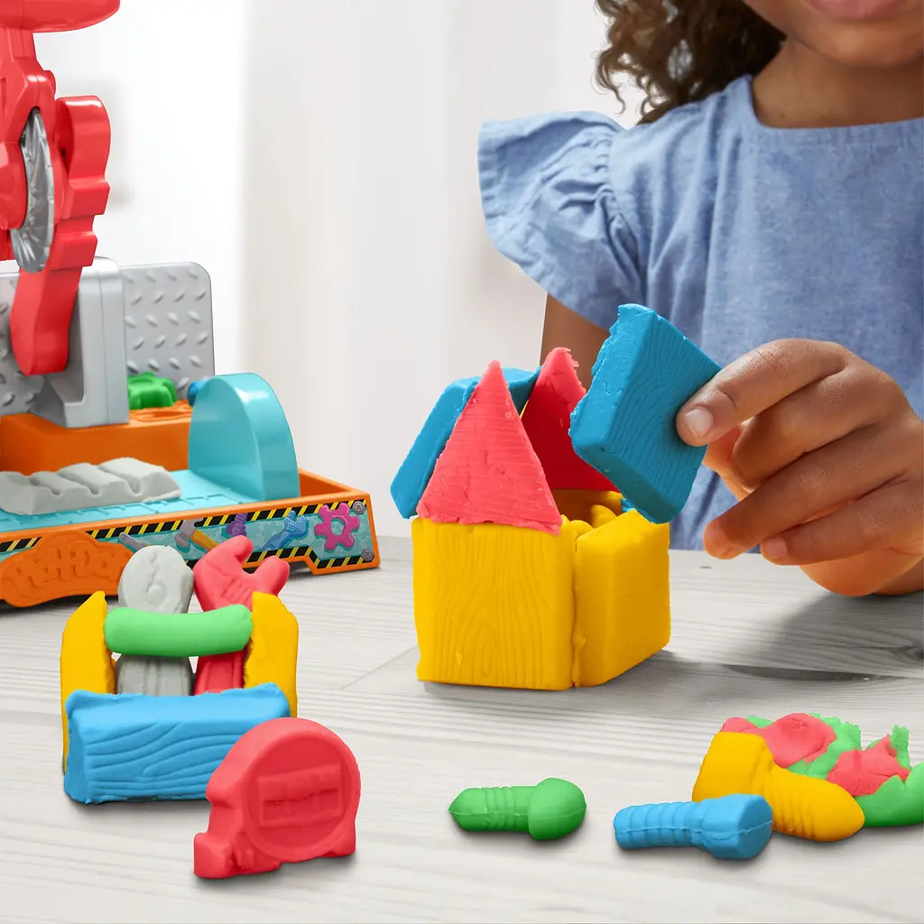 Набор для творчества с пластилином Hasbro Play-Doh Stamp and Saw Tool Bench (F9141) - фото 10
