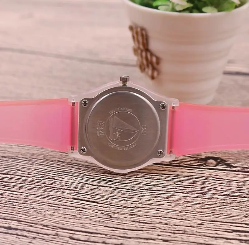 Годинник Q&Q VQ04J007Y - фото 3