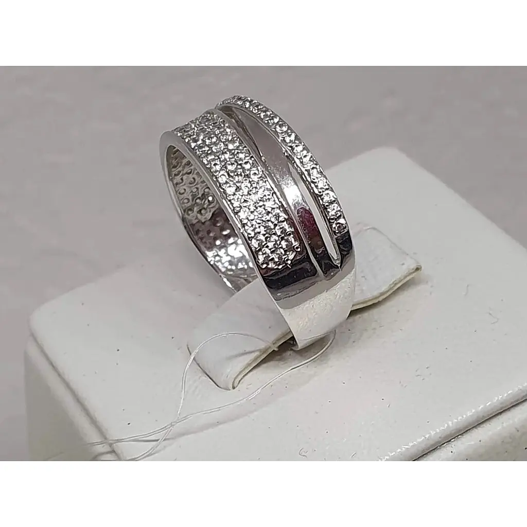 Серебряное кольцо Qvaliz с фианитами. Артикул 90100568 18,5 - фото 3