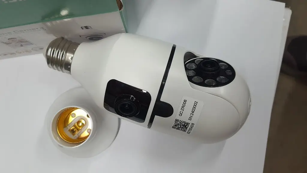 Панорамна бездротова камера відеоспостереження IP камера-лампочка QC-ZR006 WiFi камера в патрон E27 White - фото 2