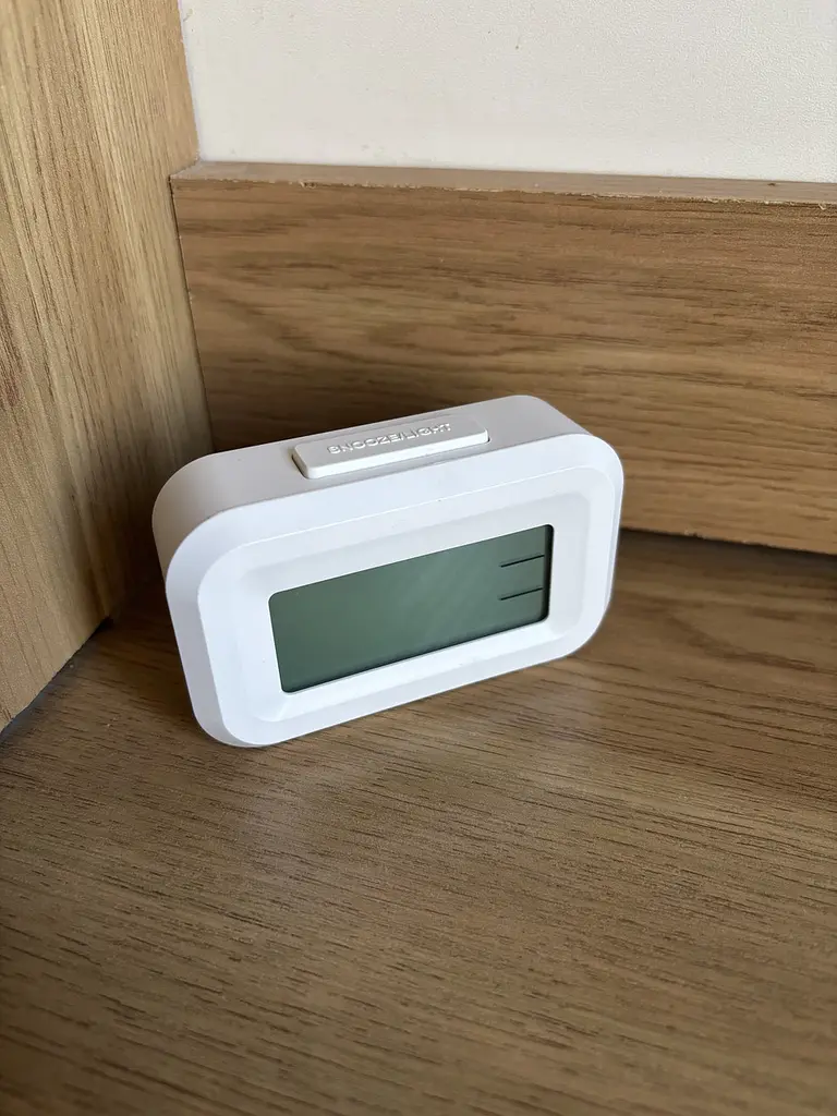 Компактний настільний цифровий годинник будильник Vicloon Digital Alarm Clock білий (SKU-121) - фото 9