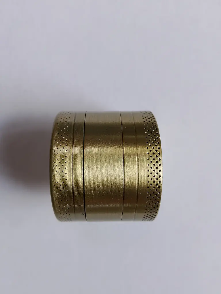 Гриндер для подрібнення тютюну HL-246 Зірка Gold (17457) - фото 4