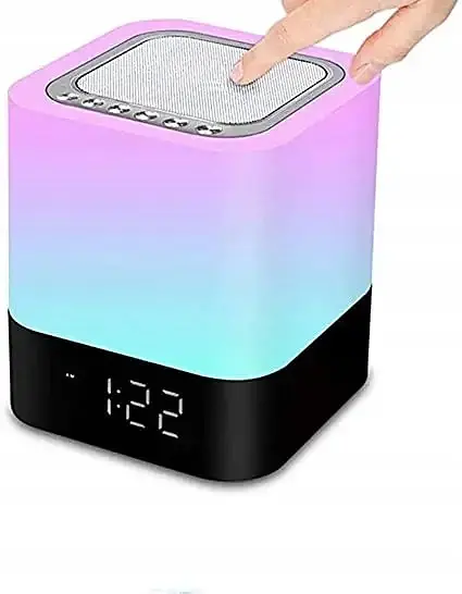 Багатокольоровий портативний нічник та бездротова колонка MiNi HiFi Speaker S8 5Вт білий акумуляторний LED дисплей 12/24 години - фото 3