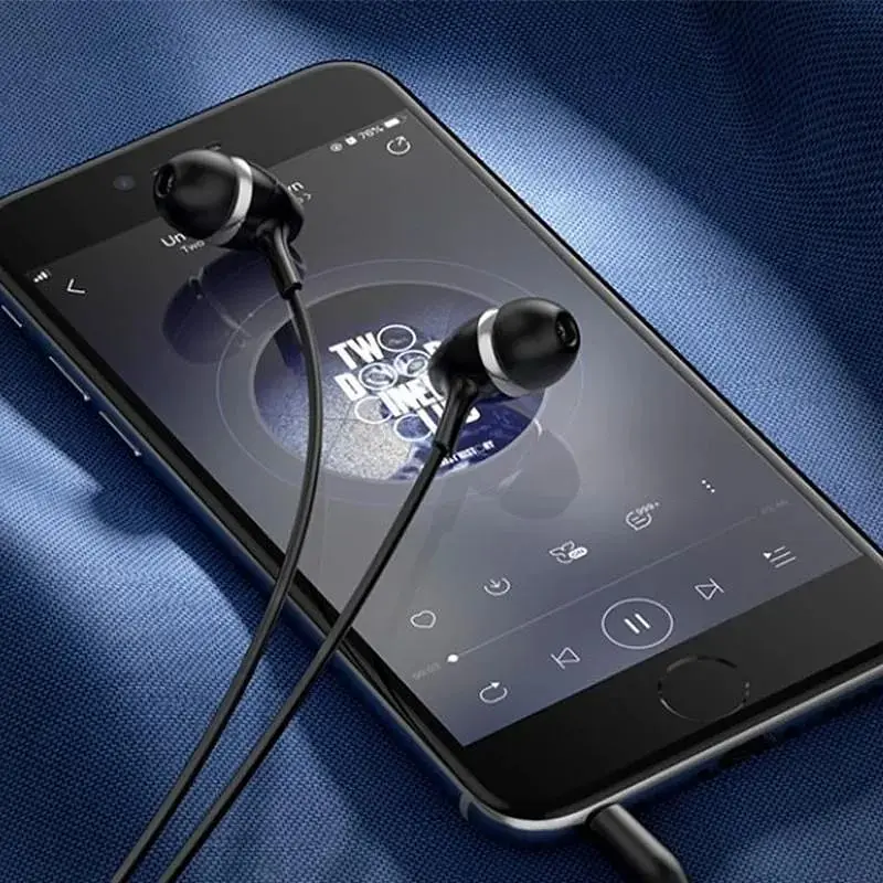 HF Hoco M76 Black + mic + button call answering - фото 2