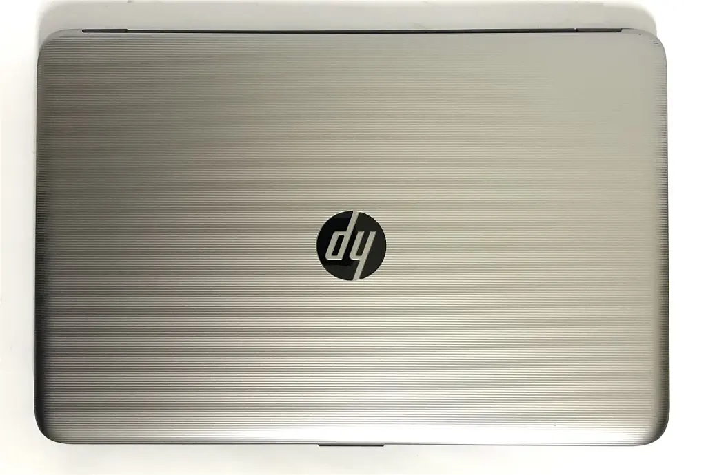 Ноутбук HP 15-ay182no / 15.6" FullHD / i3-7100U / 6GB / 128GB SSD / Win10 - Б/в - фото 6
