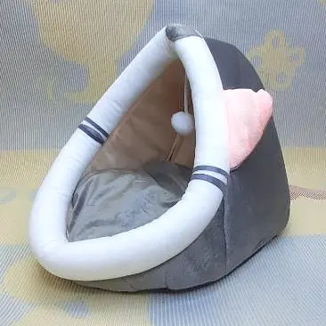 Затишна лежанка для тварин Derby Pet Beds Light Grey S - фото 4