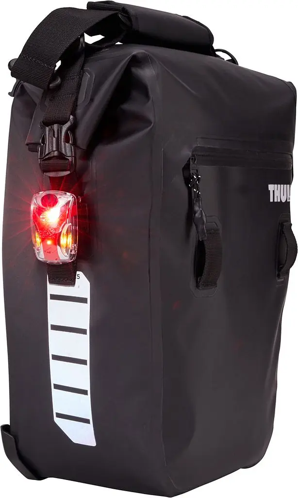 Велосипедна сумка Thule Shield Pannier Black 22 л (TH 3204916) - фото 11