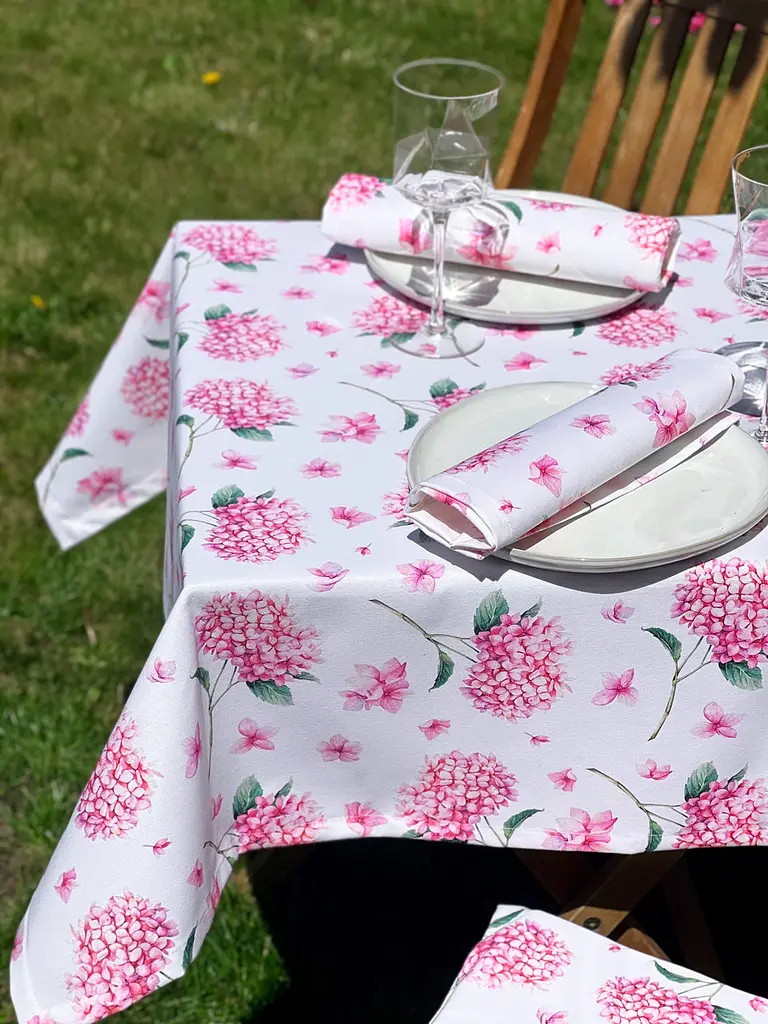 Водовідштовхувальна Скатертина з 3D принтом Гортензія 180х120 см Рожева - фото 4