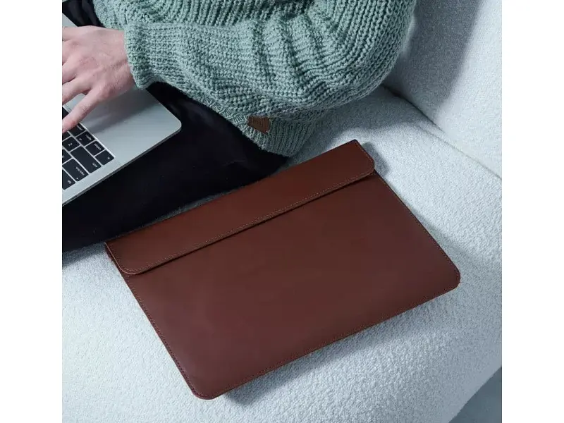 Чохол для ноутбука InCarne Klouz MacBook Air 13 2018-2025 (класична шкіра) коричневий (klouz-brown-air-13) - фото 3