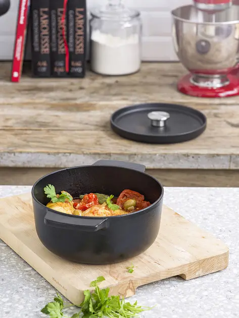 Каструля з кришкою KitchenAid Matte Oven-to-table CC004899-001 22 см 3.3 л чорна - фото 9