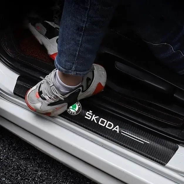 Захисна плівка накладка на пороги для Skoda Чорний Карбон 4 шт - фото 6