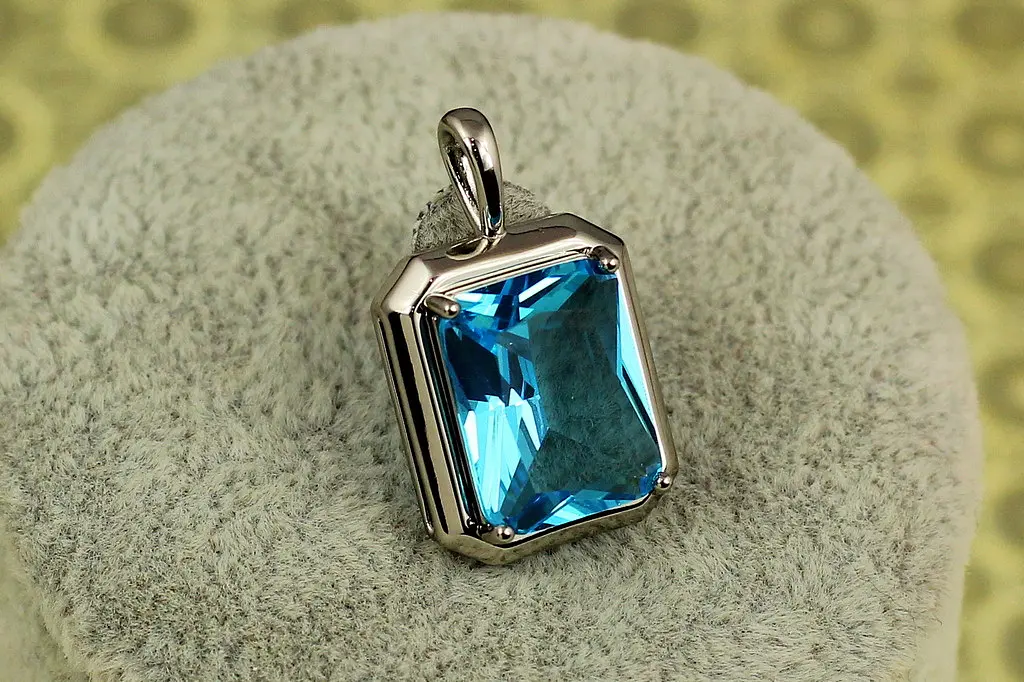Кулон Xuping Jewelry блакитний прямокутник 2.3 см сріблястий