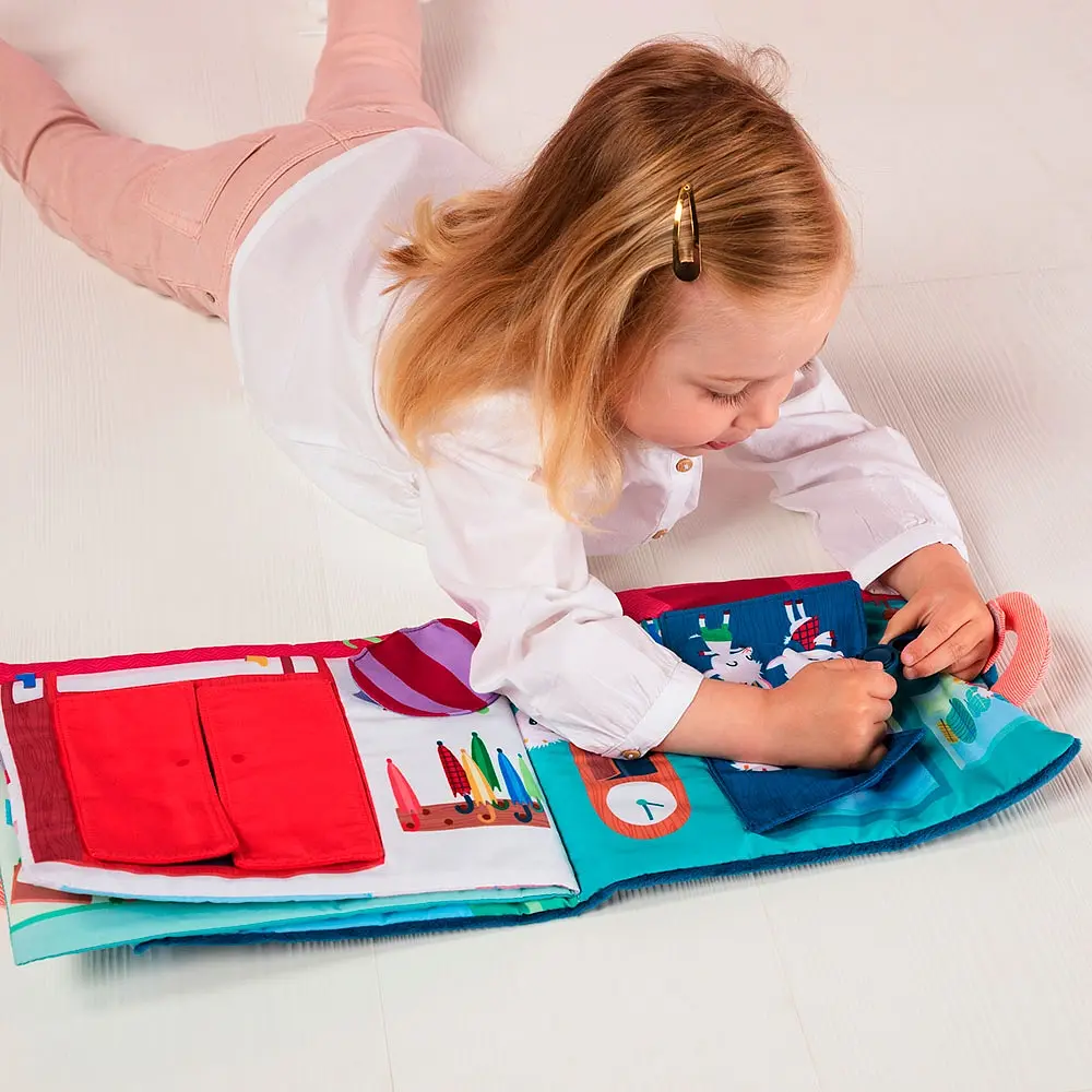 Розвиваюча м'яка книга Lilliputiens Вовк і семеро козенят (83080) - фото 4