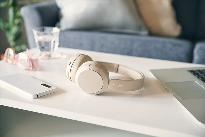 Наушники Sony WH-CH520 беспроводные накладные бежевые (WHCH520C.CE7) - фото 6