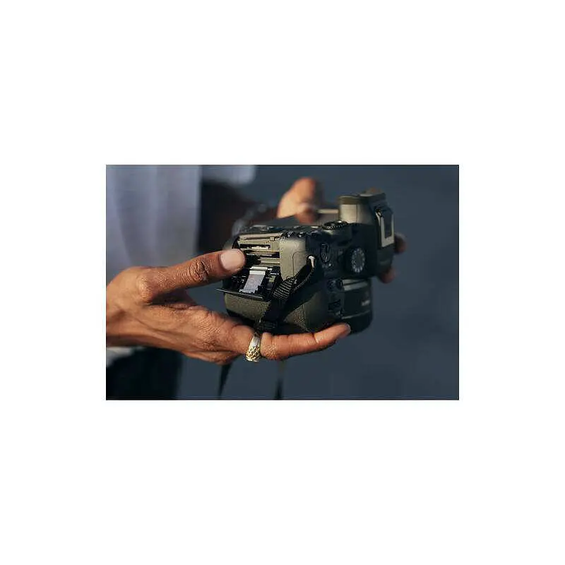 Беззеркальный фотоаппарат Canon EOS R7 + RF-S 18-150 mm IS STM (5137C010) - фото 15