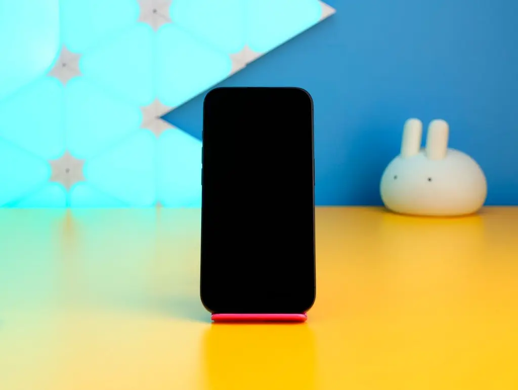 Смартфон Apple iPhone 15 Pro 128GB eSIM Black Titanium (MTQM3) Б/У [174107] - фото 4