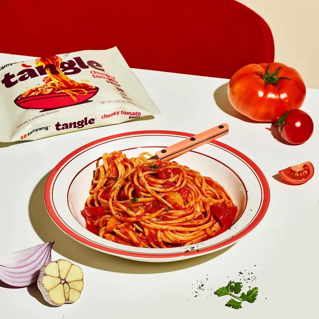 Локшина Samyang Tangle Chunky Tomato Pasta 105г - фото 2