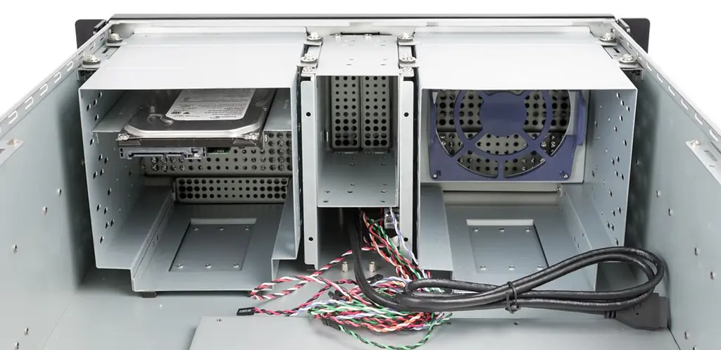 Корпус серверний Chieftec UNC-411E-B-OP без БЖ E-ATX (UNC-411E-B-OP) - фото 2