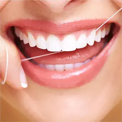 Зубна нитка Oral-B Essential Floss М'ятна Вощена 50 м - фото 3