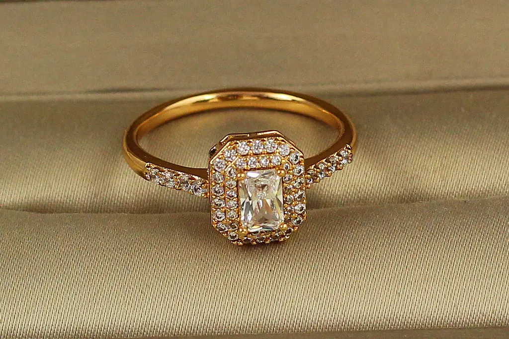Кільце Xuping Jewelry ехо р 20 золотисте - фото 2