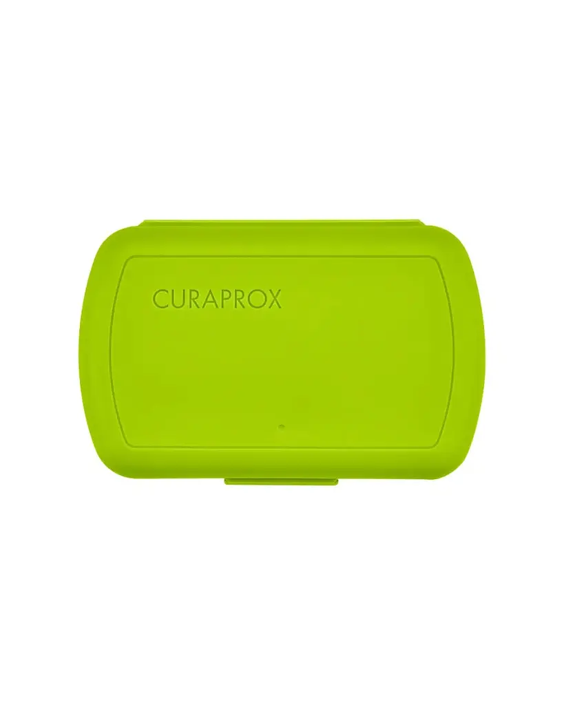 Дорожній набір Curaprox Kids зелений: зубна щітка Kids + дитяча зубна паста 10 мл + йоршики 2 шт. - фото 6