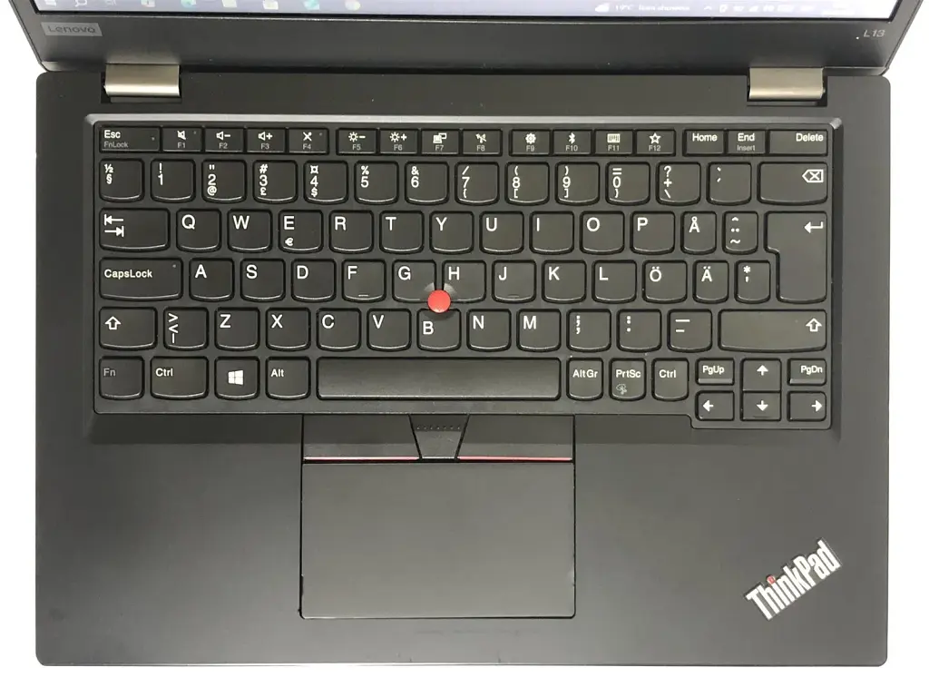 Ноутбук Lenovo ThinkPad L13 / 13.3" (1366х768) / i3-10110U / 4GB / 256GB SSD / Win10Pro - Б/в - фото 10