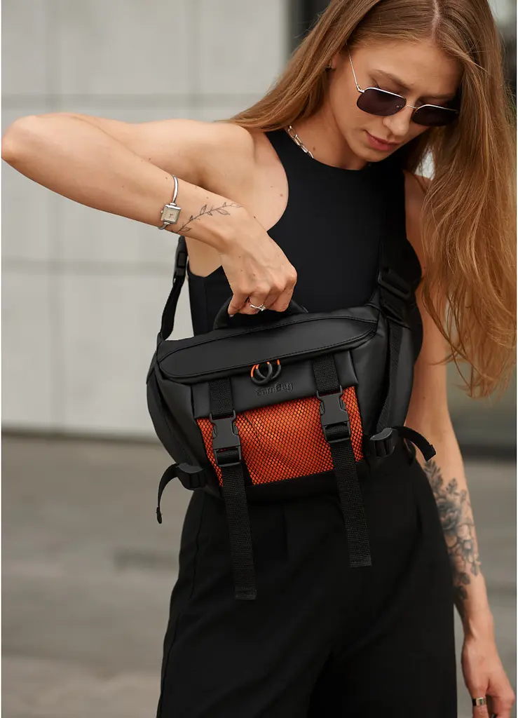 Жіноча сумка бананка Sambag Dynamicdart чорно-помаранчева 38 × 21 × 7 см (80411129) - фото 5