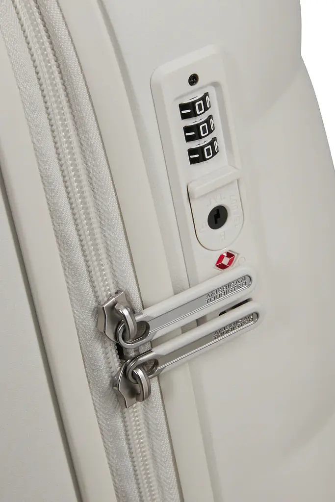 Валіза 55 См American Tourister DREAMI CLOUD WHITE 55x40x22 MK3*05001 - фото 10