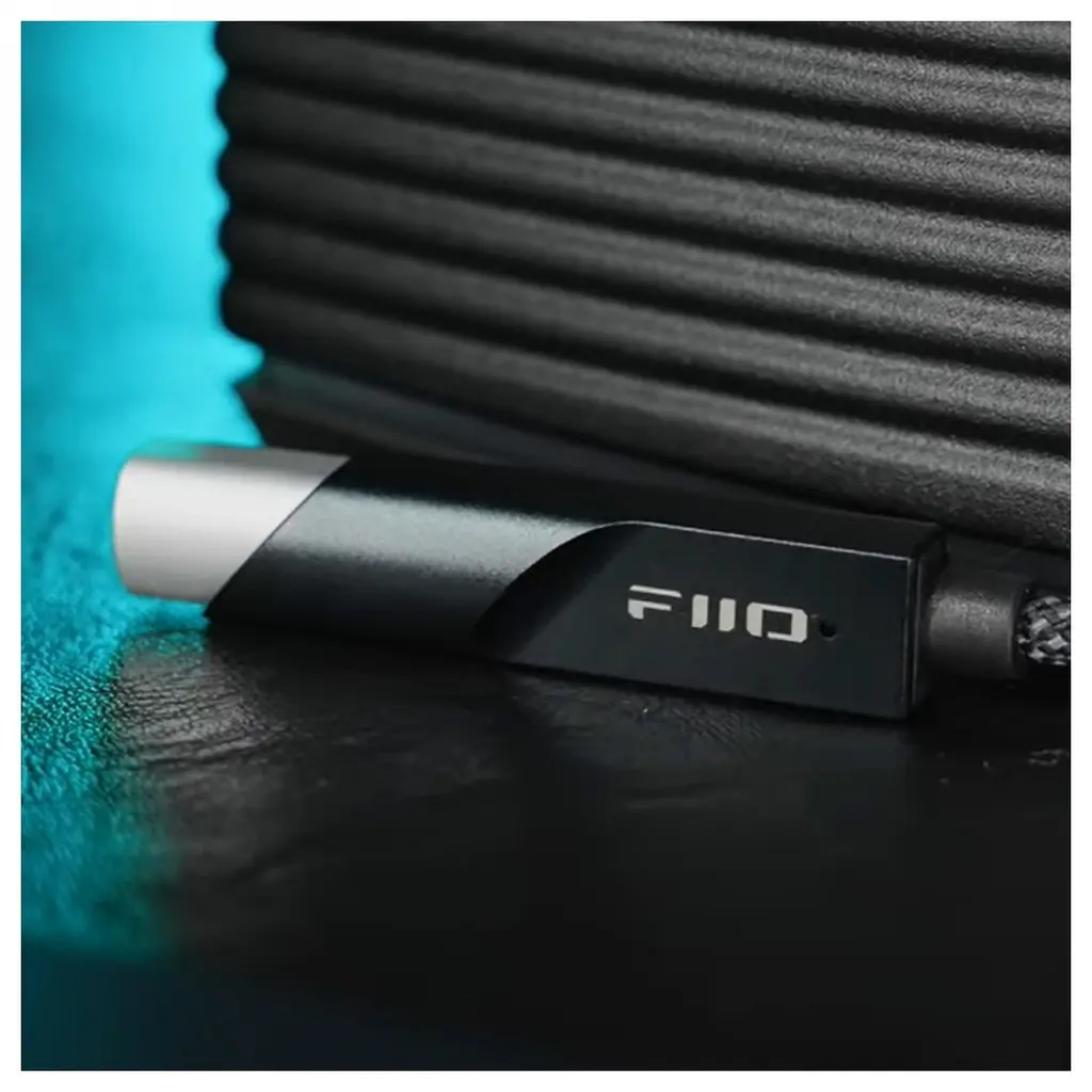Підсилювач звуку з ЦАП для навушників FiiO KA11 LT (Lighting) - фото 2