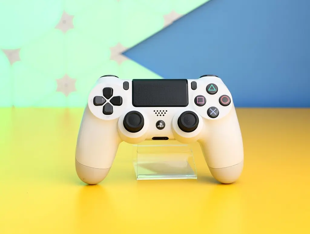 Ігрова консоль Sony PlayStation 4 Pro 1TB Black Б/У [173637] - фото 4