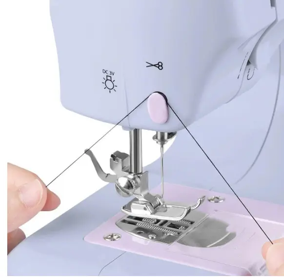 Настільна компактна швейна машинка Sewing machine 202. - фото 3